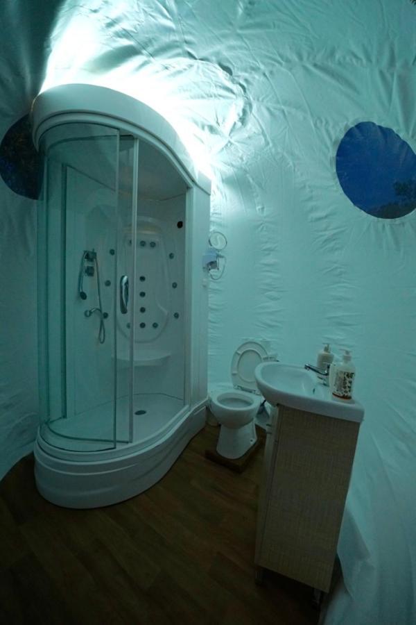 Bubble Tent 호텔 네아 모우다니아 외부 사진
