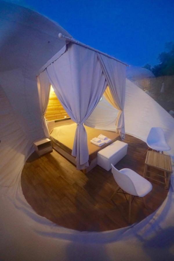 Bubble Tent 호텔 네아 모우다니아 외부 사진