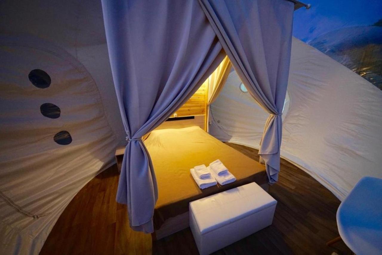 Bubble Tent 호텔 네아 모우다니아 외부 사진